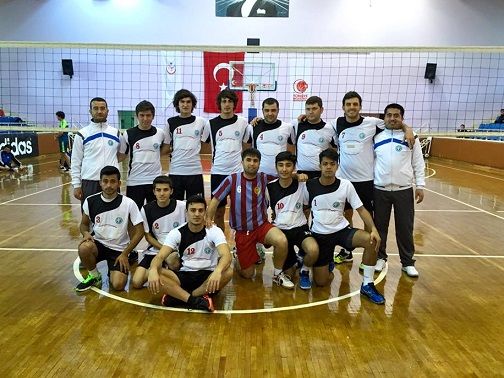 Kemer Doansporlu Voleybolcular Artk Profesyonel