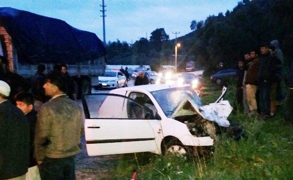 Seydikemer de Trafik Kazas; 1 l